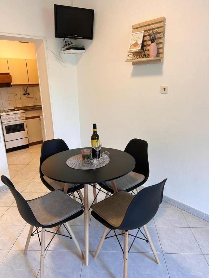 Apartment Near The Sea 650 Rabac Exteriör bild