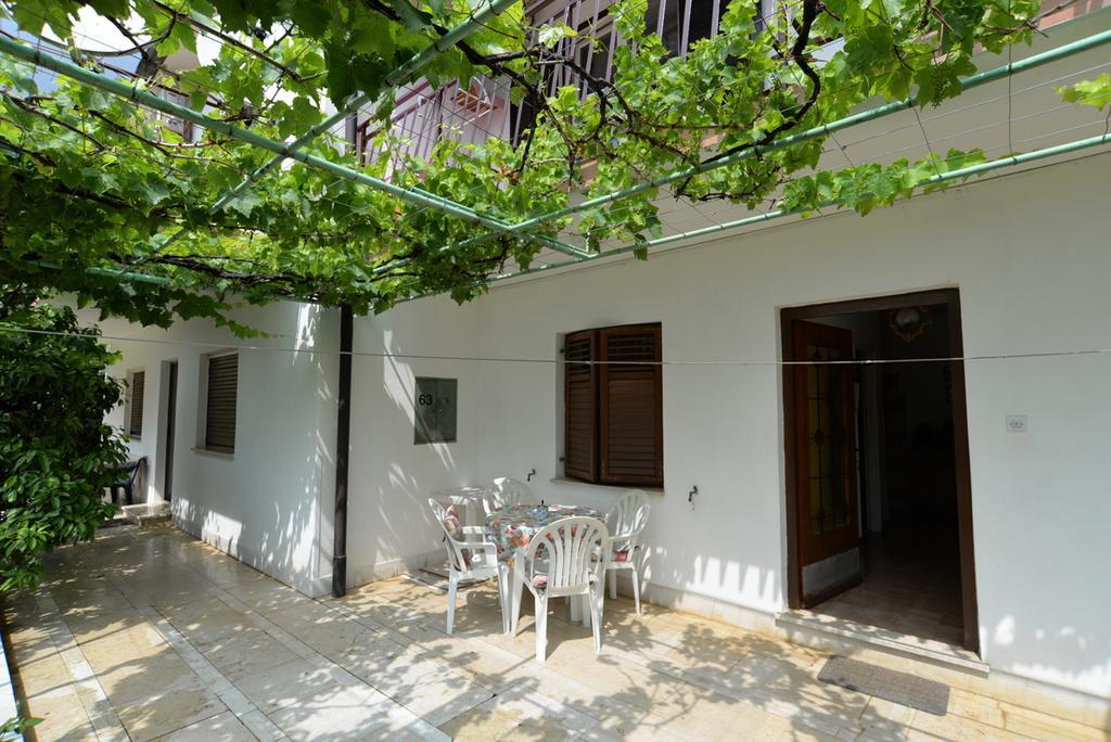 Apartment Near The Sea 650 Rabac Exteriör bild